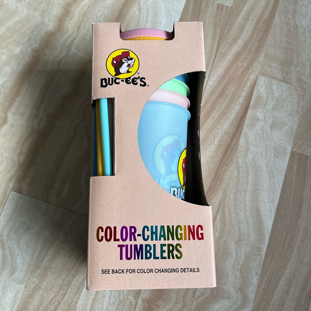 Buc-ee’s Color Changing Tumblers